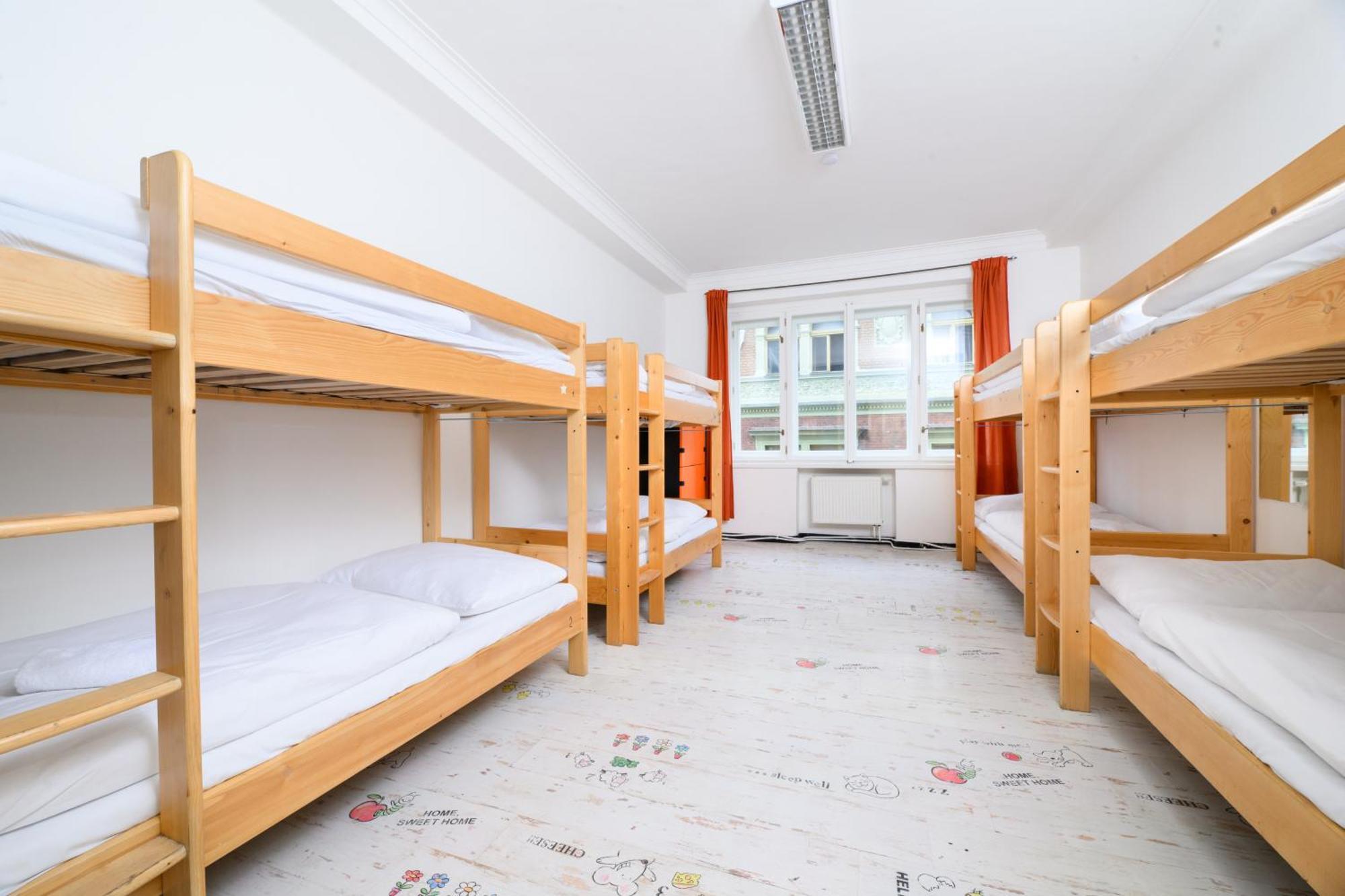 Benedikt City Center Hostel Praha Exteriér fotografie
